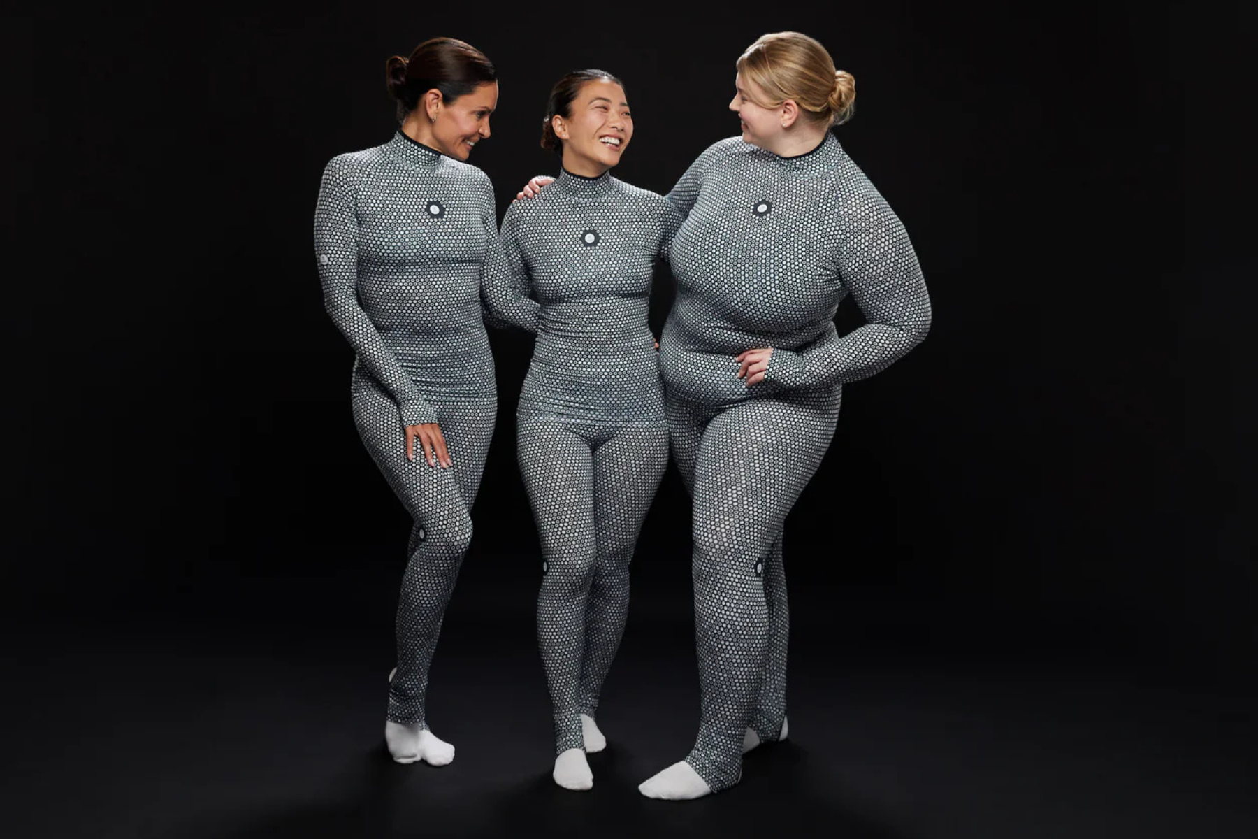 3 females of different body sizes wearing the ZOZOSUIT